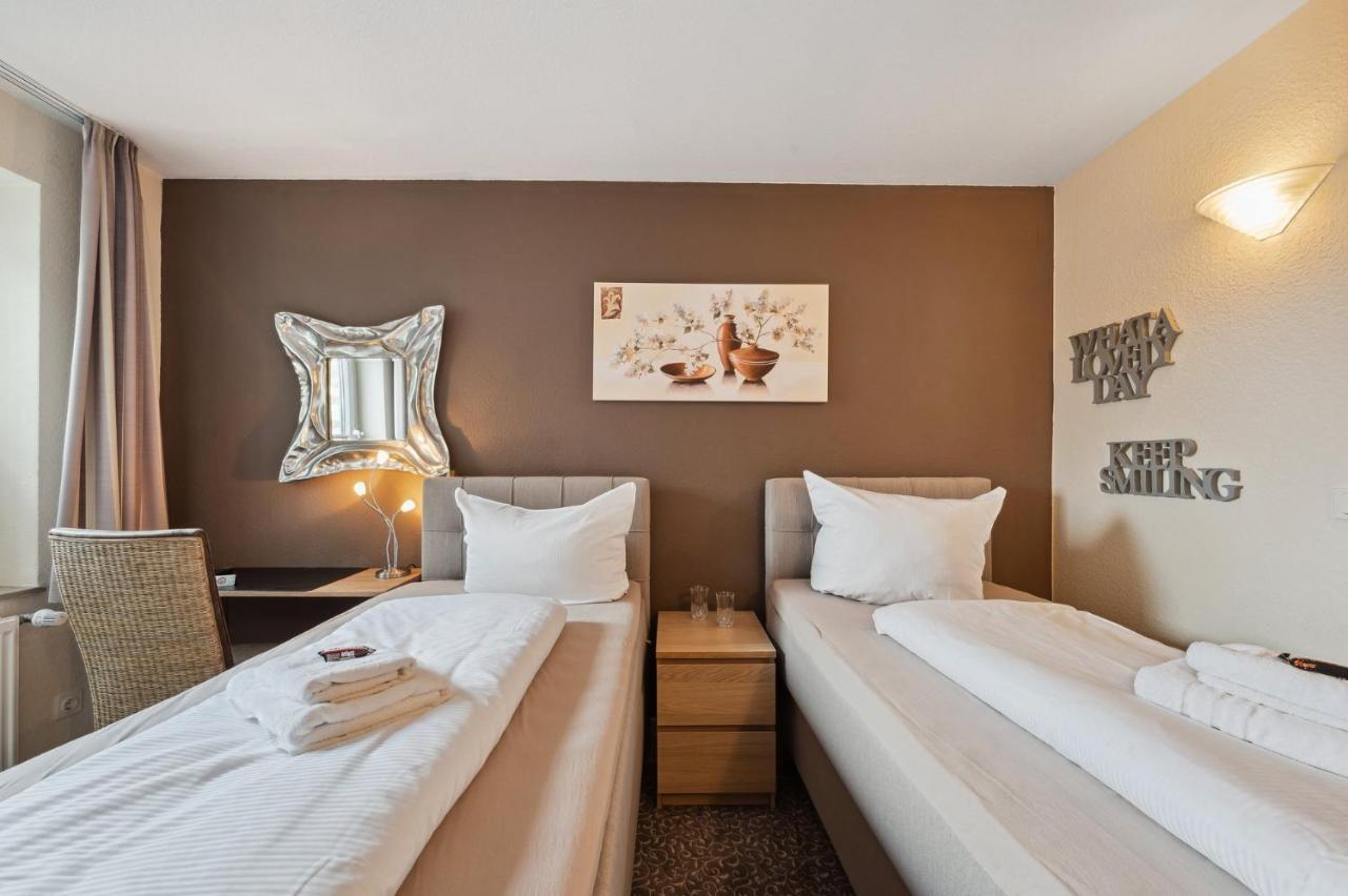 7O'Clock - Hotel Hannover ラッツェン エクステリア 写真